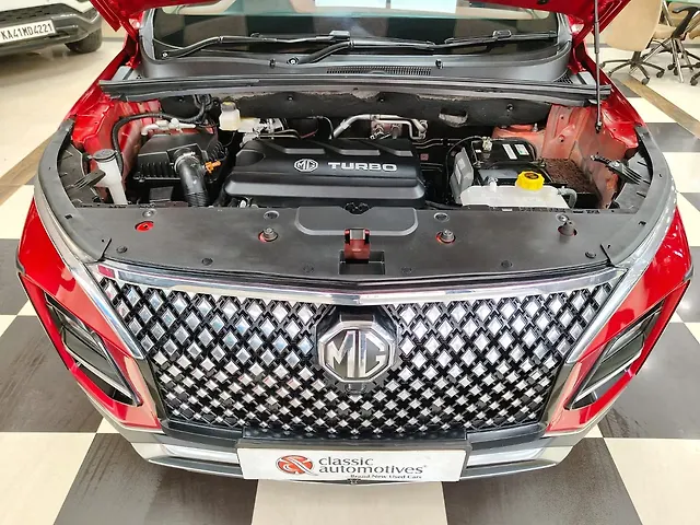 Used MG Hector Plus [2023-2025] Sharp Pro 1.5 Turbo Petrol CVT 6 STR in Bangalore