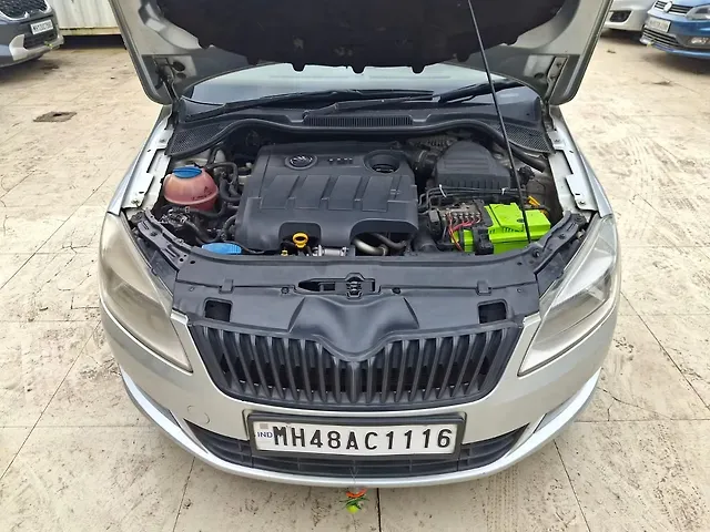 Used Skoda Rapid new Style Plus TDI AT in Mumbai Used Skoda Rapid new Style Plus TDI AT in Mumbai