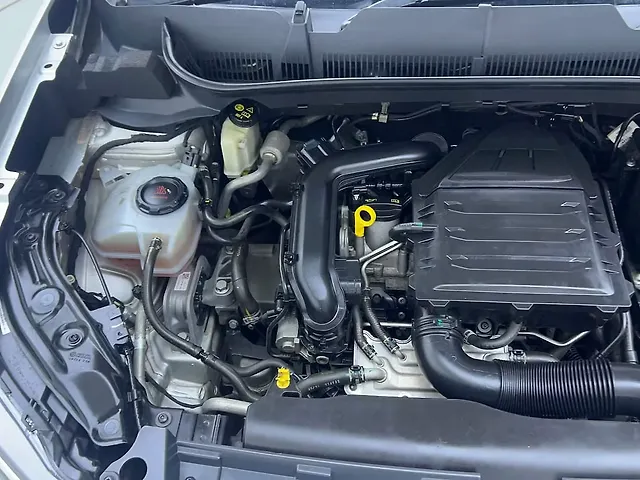 Used Volkswagen Taigun [2021-2023] Topline 1.0 TSI MT in Navi Mumbai