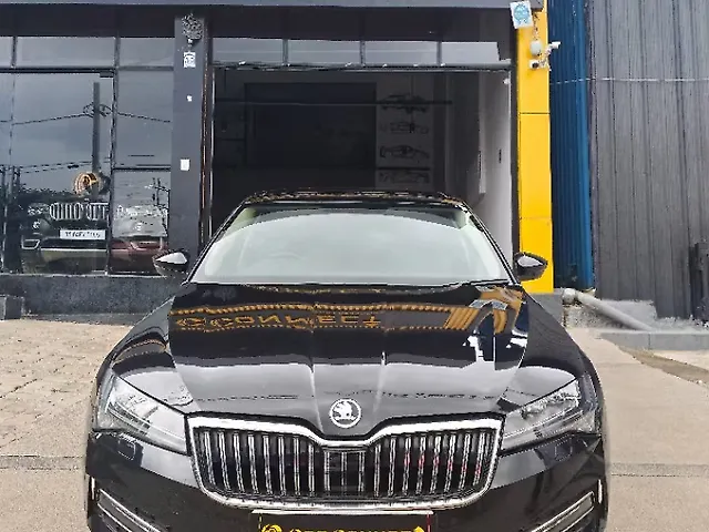 Used 2020 Skoda Superb in Hyderabad Used 2020 Skoda Superb in Hyderabad