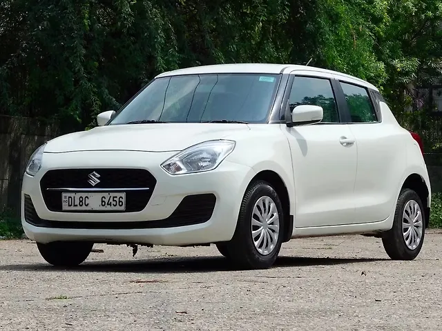 Used Maruti Suzuki Swift [2021-2024] VXi AMT in Delhi