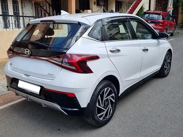 Used Hyundai i20 Asta (O) Petrol Manual Dual Tone in Bangalore