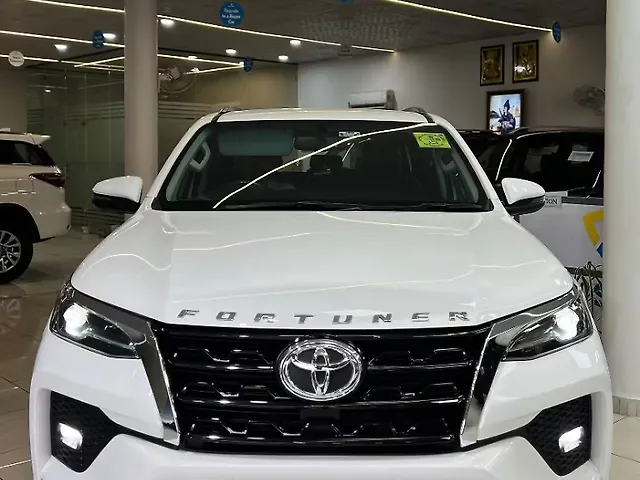 Used 2025 Toyota Fortuner in Mohali