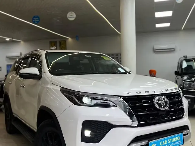 Used Toyota Fortuner 4x2 2WD Diesel 2.8L Turbo Automatic (TC) in Mohali