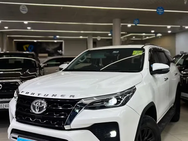 Used Toyota Fortuner 4x2 2WD Diesel 2.8L Turbo Automatic (TC) in Mohali