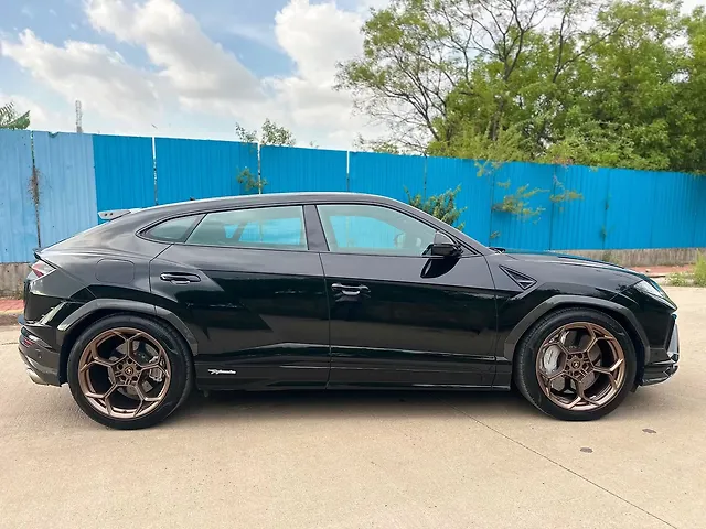 Used Lamborghini Urus Performante Twin turbo in Pune