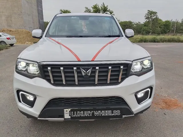 Used 2025 Mahindra Scorpio N in Delhi