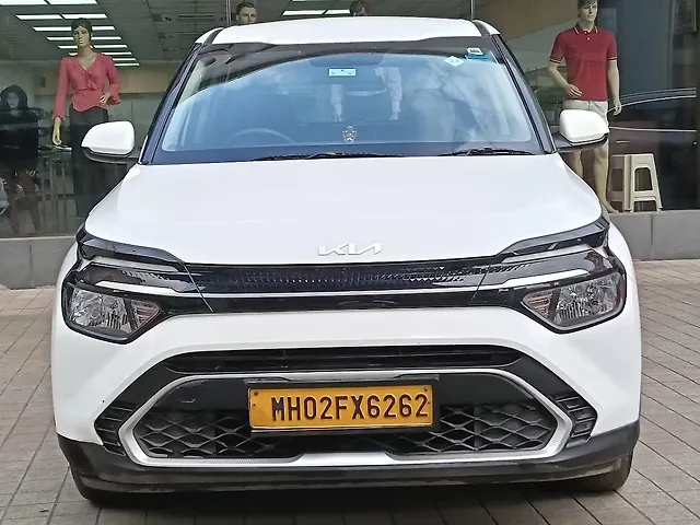 Used 2023 Kia Carens in Mumbai