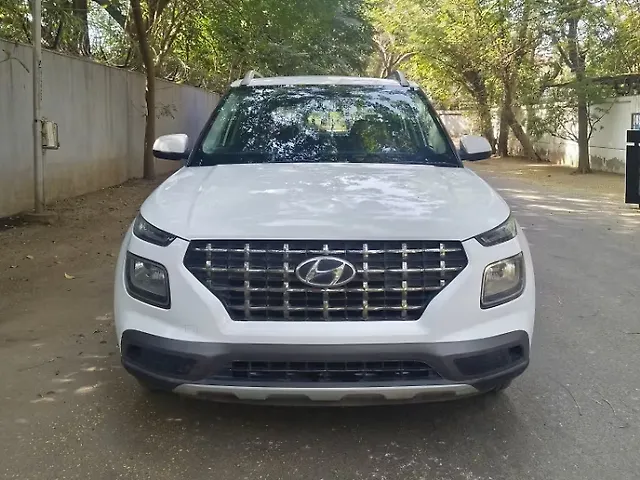 Used 2019 Hyundai Venue in Ahmedabad Used 2019 Hyundai Venue in Ahmedabad