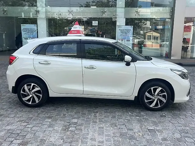 Used Toyota Glanza G CNG Manual in Delhi