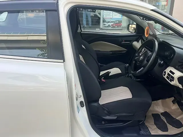 Used Toyota Glanza G CNG Manual in Delhi