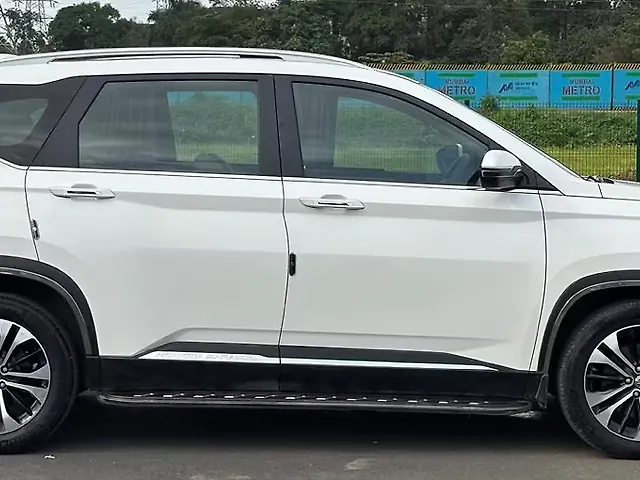 Used MG Hector Plus [2023-2025] Savvy Pro 1.5 Turbo Petrol CVT 6 STR in Thane