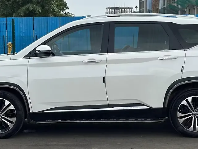 Used MG Hector Plus [2023-2025] Savvy Pro 1.5 Turbo Petrol CVT 6 STR in Thane