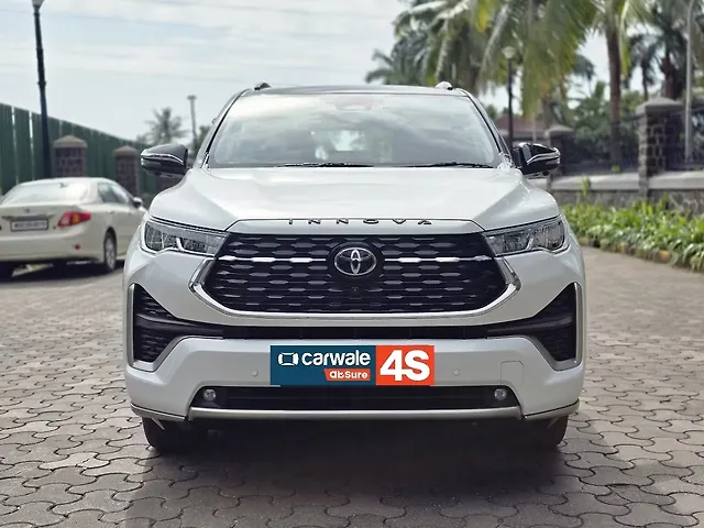 Used 2025 Toyota Innova Hycross in Mumbai Used 2025 Toyota Innova Hycross in Mumbai