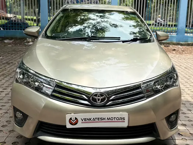 Used 2015 Toyota Corolla Altis in Kolkata
