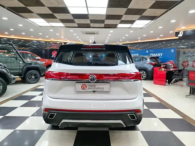 Used MG Hector Plus [2020-2023] Sharp 1.5 Petrol Turbo CVT 6-STR in Bangalore