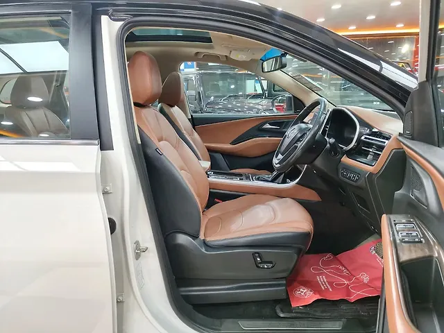 Used MG Hector Plus [2020-2023] Sharp 1.5 Petrol Turbo CVT 6-STR in Bangalore