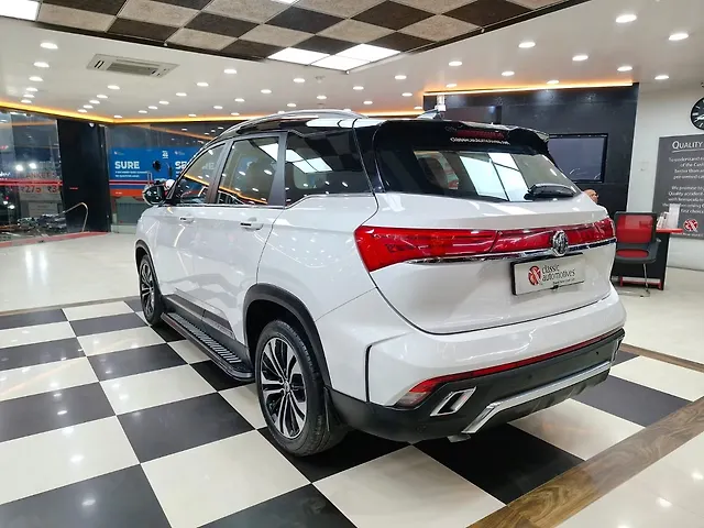Used MG Hector Plus [2020-2023] Sharp 1.5 Petrol Turbo CVT 6-STR in Bangalore