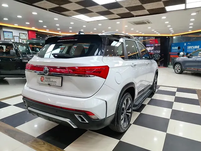 Used MG Hector Plus [2020-2023] Sharp 1.5 Petrol Turbo CVT 6-STR in Bangalore