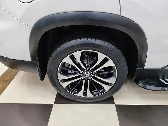 Used MG Hector Plus [2020-2023] Sharp 1.5 Petrol Turbo CVT 6-STR in Bangalore
