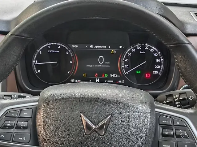 Used Mahindra Scorpio N Z8 Petrol MT 7 STR [2022] in Delhi