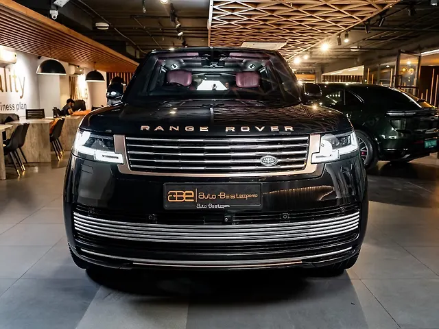 Used 2022 Land Rover Range Rover in Delhi Used 2022 Land Rover Range Rover in Delhi