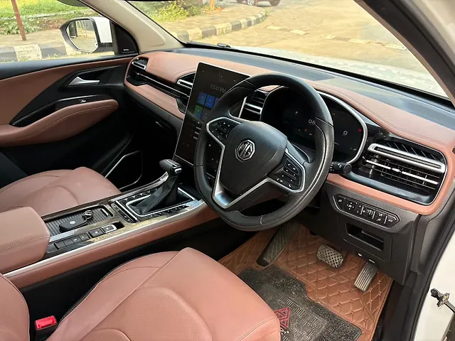 Used MG Hector Plus [2023-2025] Sharp Pro 1.5 Turbo Petrol CVT 7 STR in Thane