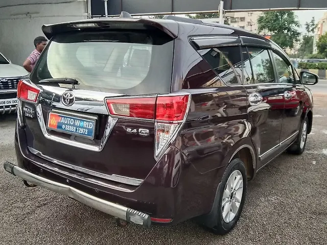 Used Toyota Innova Crysta [2016-2020] 2.4 G 8 STR [2016-2017] in Hyderabad