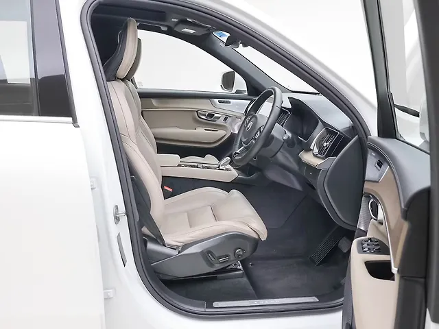 Used Volvo XC90 B5 Ultra in Ludhiana Used Volvo XC90 B5 Ultra in Ludhiana