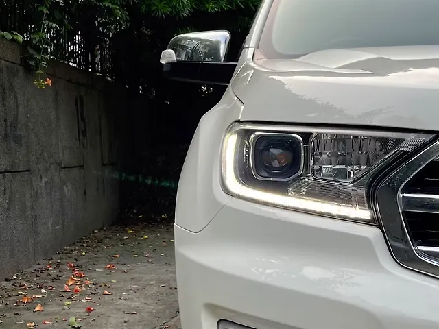Used Ford Endeavour Titanium Plus 2.0 4x4 AT in Delhi