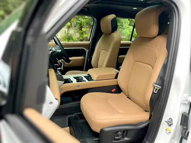 Used Land Rover Defender 110 X Dynamic HSE Petrol 2.0L Turbo Automatic 5 STR in Delhi Used Land Rover Defender 110 X Dynamic HSE Petrol 2.0L Turbo Automatic 5 STR in Delhi