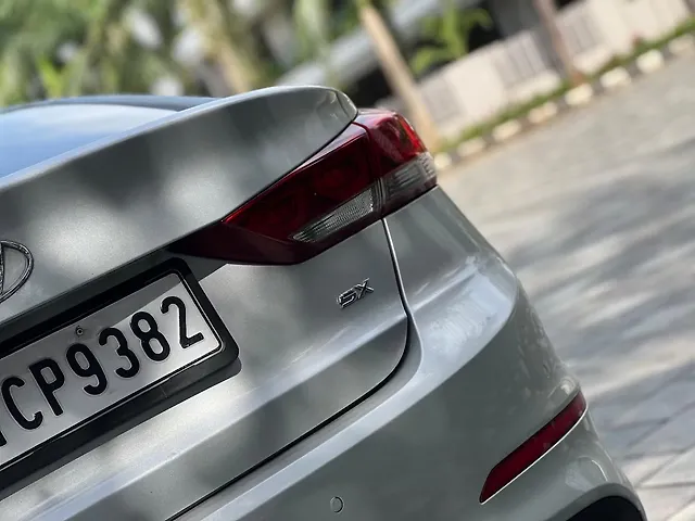 Used Hyundai Elantra SX (O) 2.0 AT in Mumbai