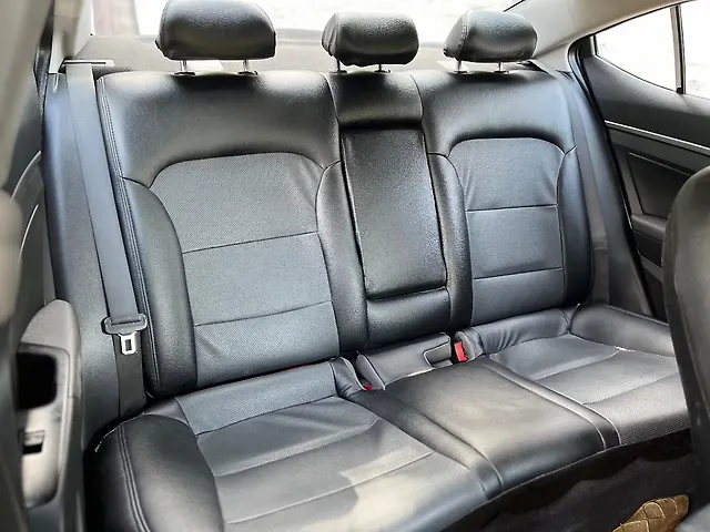Used Hyundai Elantra SX (O) 2.0 AT in Mumbai