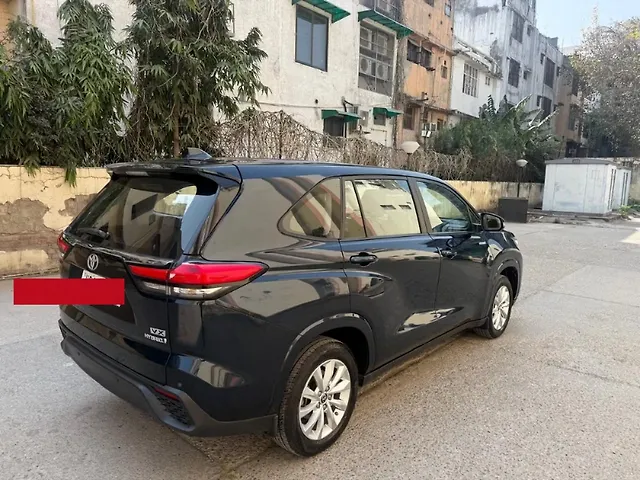 Used Toyota Innova Hycross VX Hybrid (Electric + Petrol) Automatic (e-CVT) 7 STR in Delhi Used Toyota Innova Hycross VX Hybrid (Electric + Petrol) Automatic (e-CVT) 7 STR in Delhi