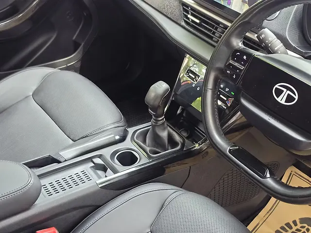Used Tata Nexon Fearless Plus PS 1.2 iCNG [2023-2025] in Delhi