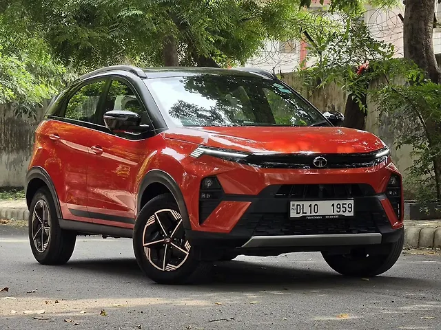 Used Tata Nexon Fearless Plus PS 1.2 iCNG [2023-2025] in Delhi