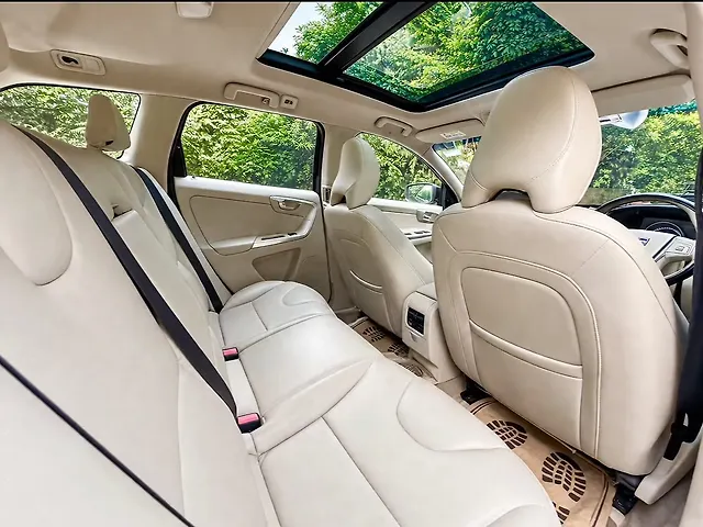 Used Volvo XC60 [2015-2017] D5 in Delhi