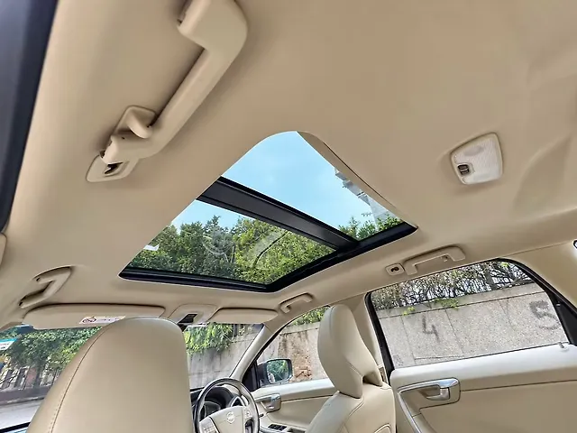 Used Volvo XC60 [2015-2017] D5 in Delhi
