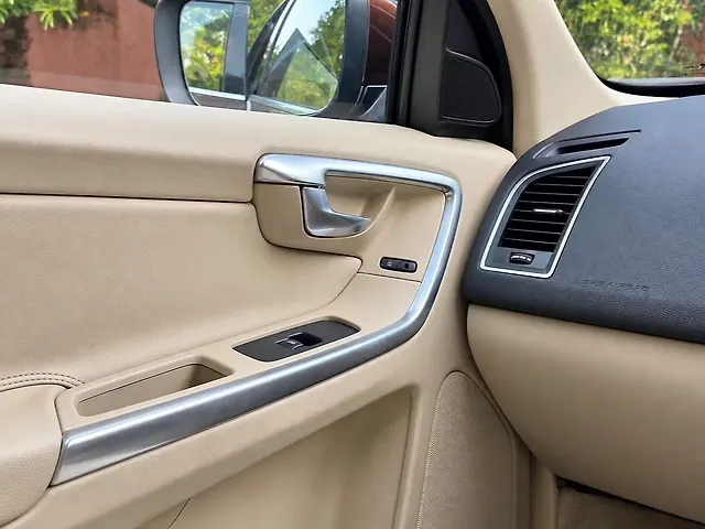 Used Volvo XC60 [2015-2017] D5 in Delhi