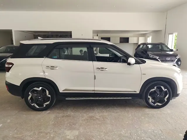 Used Hyundai Alcazar [2023-2024] Signature (O) 7 Seater 1.5 Diesel AT in Hyderabad