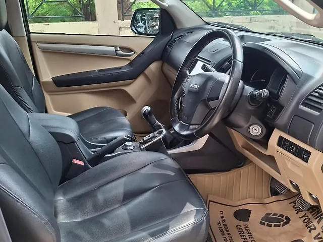 Used Isuzu D-Max V-Cross [2016-2018] 4x4 in Mohali
