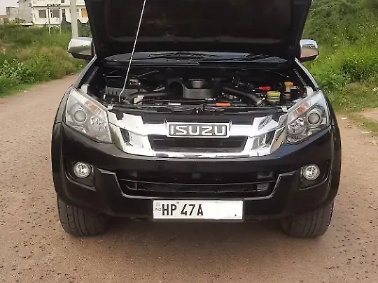 Used Isuzu D-Max V-Cross [2016-2018] 4x4 in Mohali