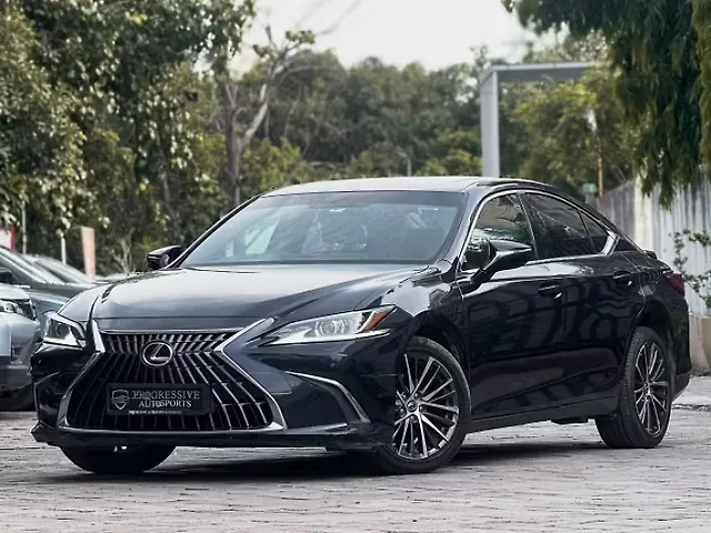 Used 2024 Lexus ES in Delhi