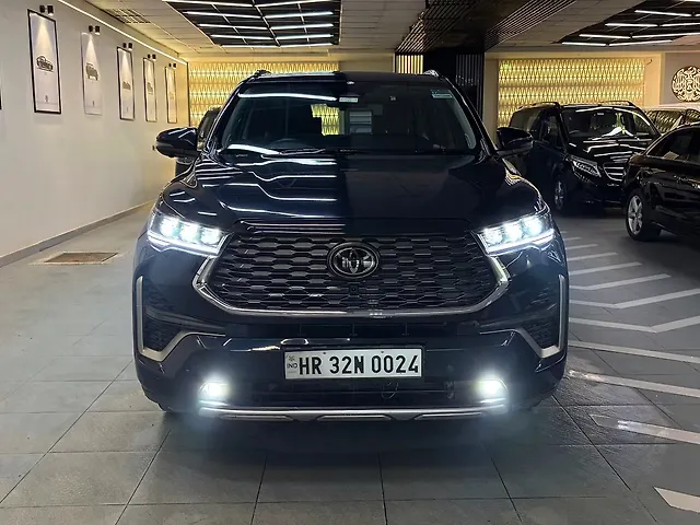 Used 2024 Toyota Innova Hycross in Delhi Used 2024 Toyota Innova Hycross in Delhi