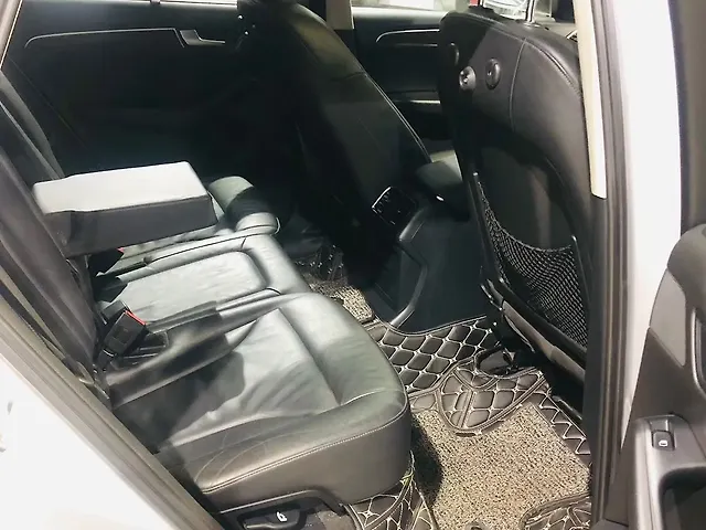 Used Audi Q5 [2009-2012] 3.0 TDI quattro in Hyderabad