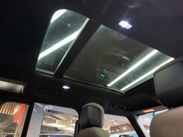 Used Land Rover Defender 110 X-Dynamic HSE 2.0 Petrol [2023-2025] in Delhi