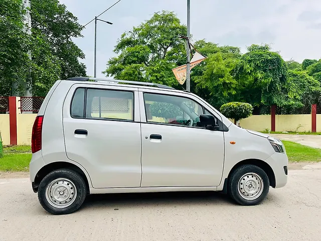 Used Maruti Suzuki Wagon R 1.0 [2014-2019] VXI in Kanpur