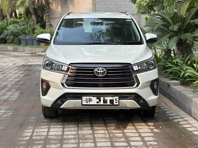 Used 2022 Toyota Innova Crysta in Delhi
