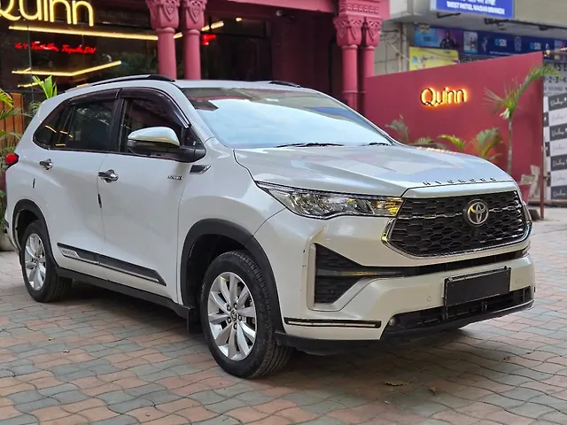 Used Toyota Innova Hycross VX (O) Hybrid (Electric + Petrol) Automatic (e-CVT) 7 STR in Delhi Used Toyota Innova Hycross VX (O) Hybrid (Electric + Petrol) Automatic (e-CVT) 7 STR in Delhi