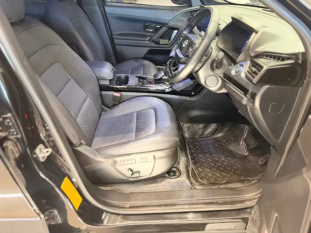 Used Tata Safari Accomplished Plus 6 STR AT in Hyderabad
